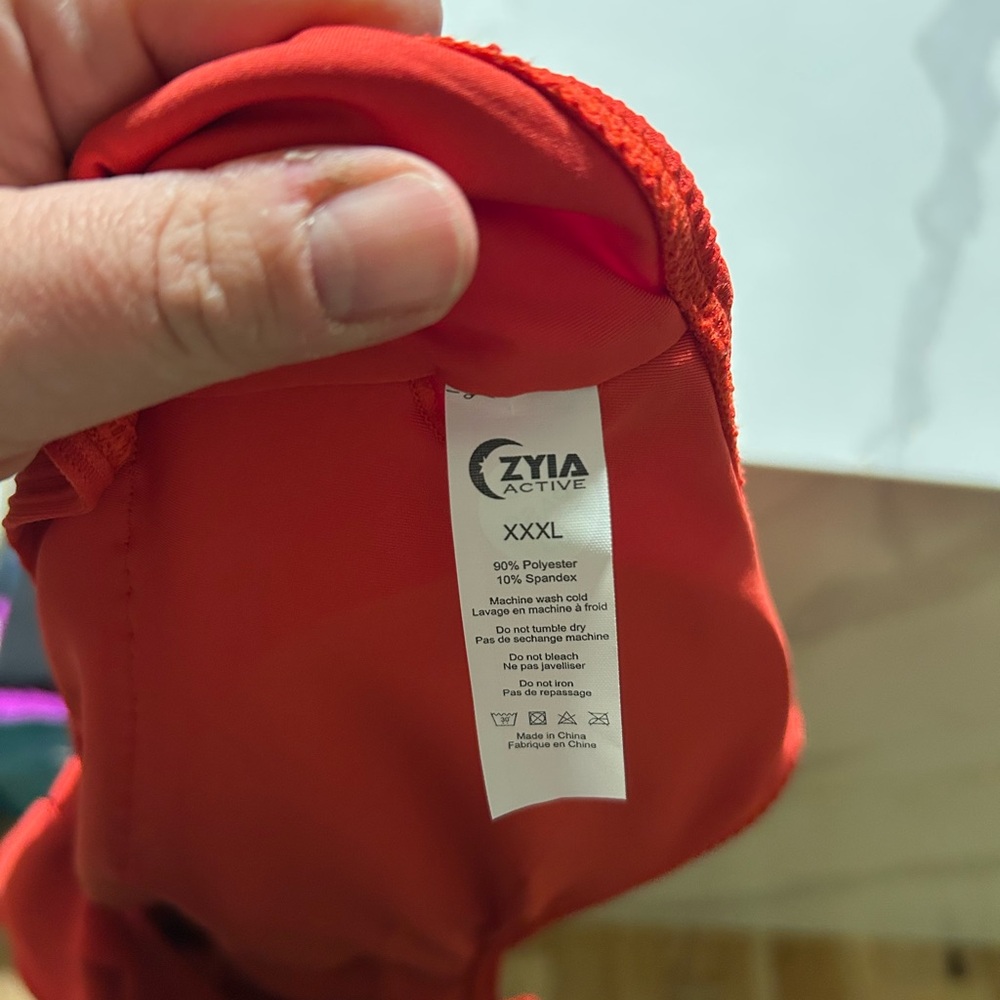Zyia Active Red Ribbed Swimsuit - Picture 4 of 4